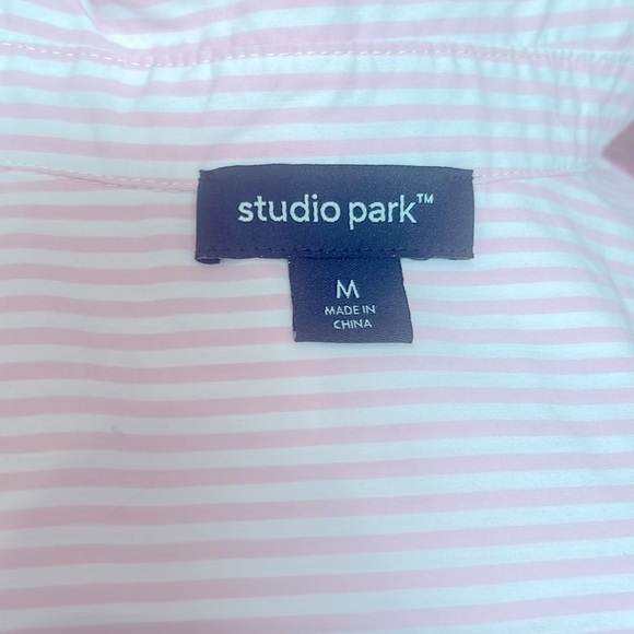 Studio Light Pink 🌸Button-Down Shirt - Picture 6 of 7